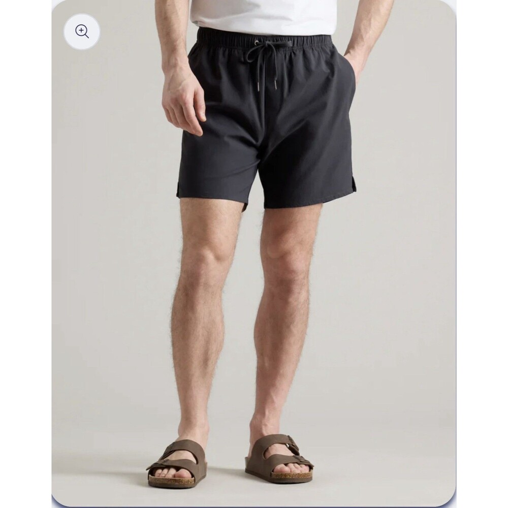 NWT Rhone Boathouse Shorts Men Small Black  7” Stretch woven Oxford $98